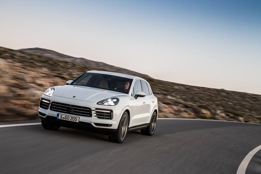  Porsche Cayenne S 2017 года  (WW) (фото 23 из 40)